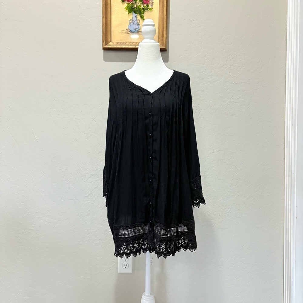 ❤️Blair Black Crochet Trim Button Front Tunic Top Women’s L